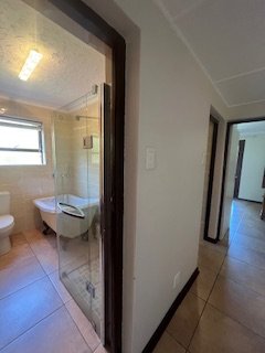  Bedroom Property for Sale in Outeniqua Strand Western Cape